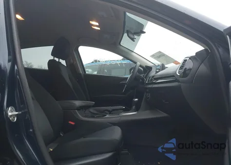 2014 Mazda Mazda3 I Sport z USA, uszkodzony, nr VIN JM1BM1U71E1122488